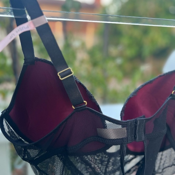 Curvy Couture Black Lace Bra with Underwire Support NWOT - Picture 6 of 10